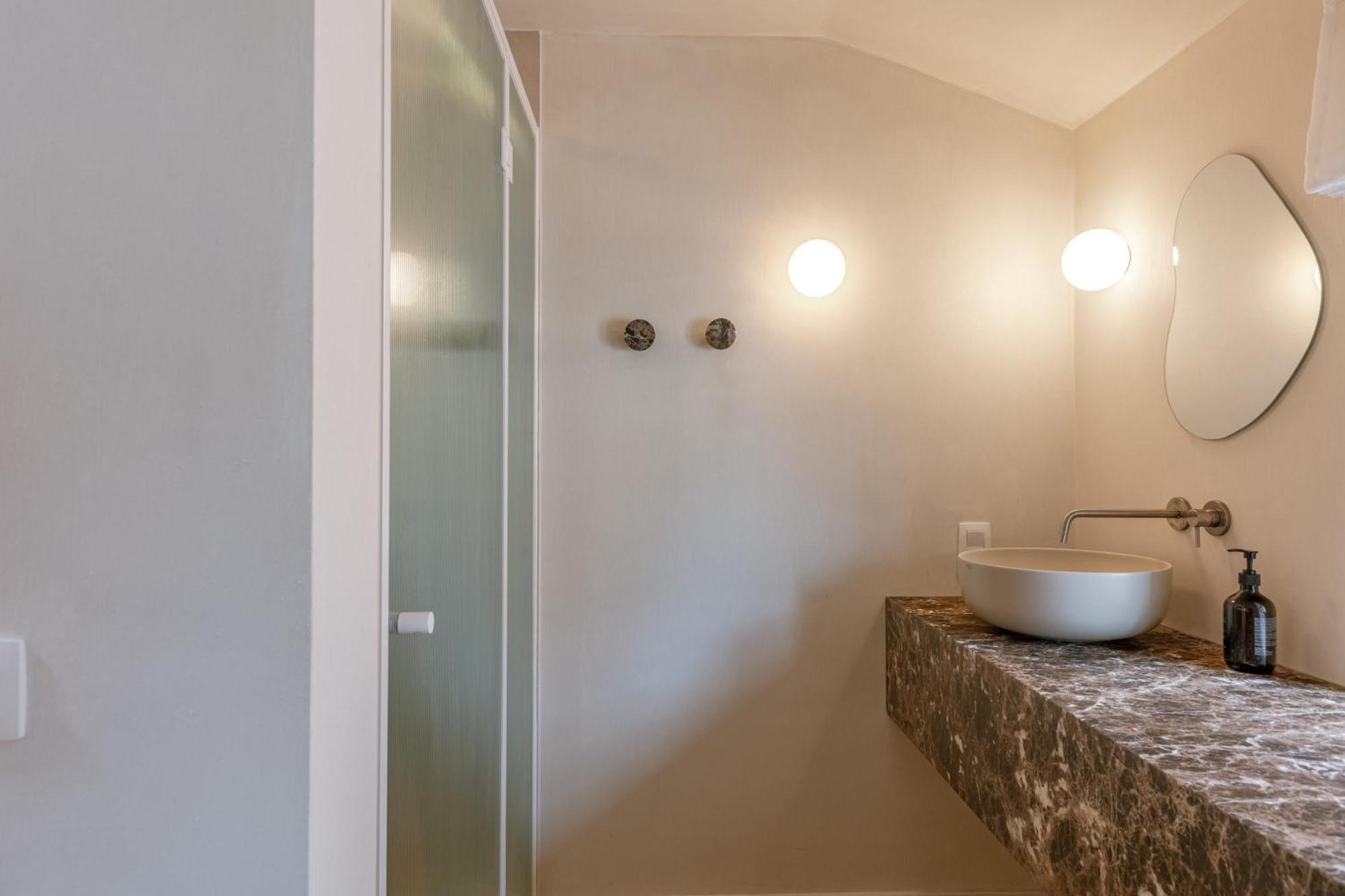 Huswell - Urban Getaway For Two In The Heart Of Antwerp Antuérpia Exterior foto